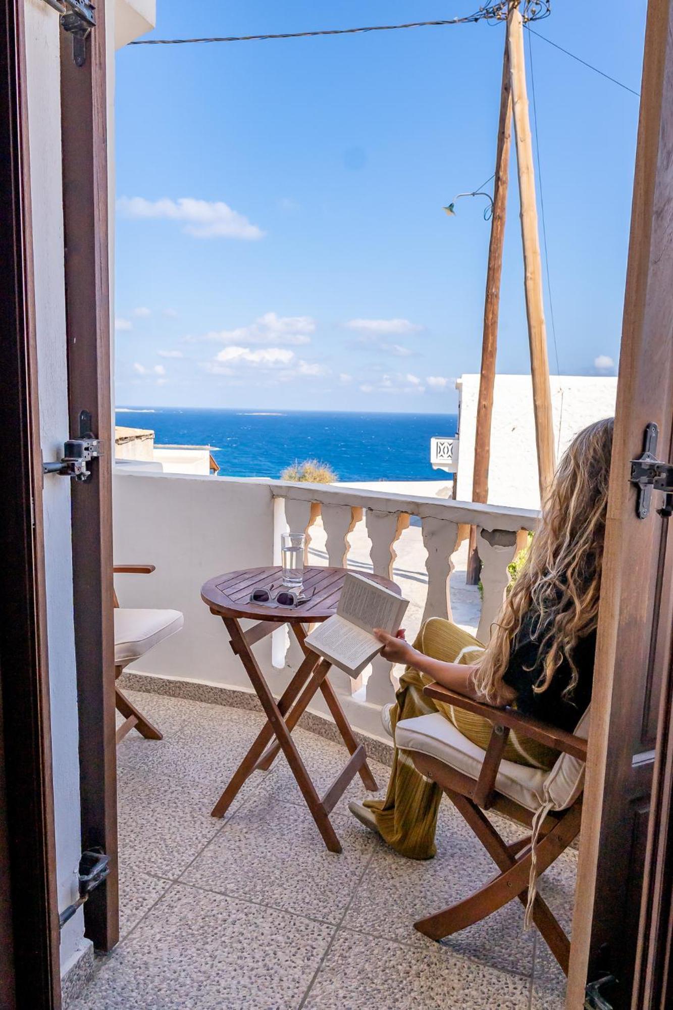 Theoxenia Kasos Luxury Apartments Panagia  Exterior foto